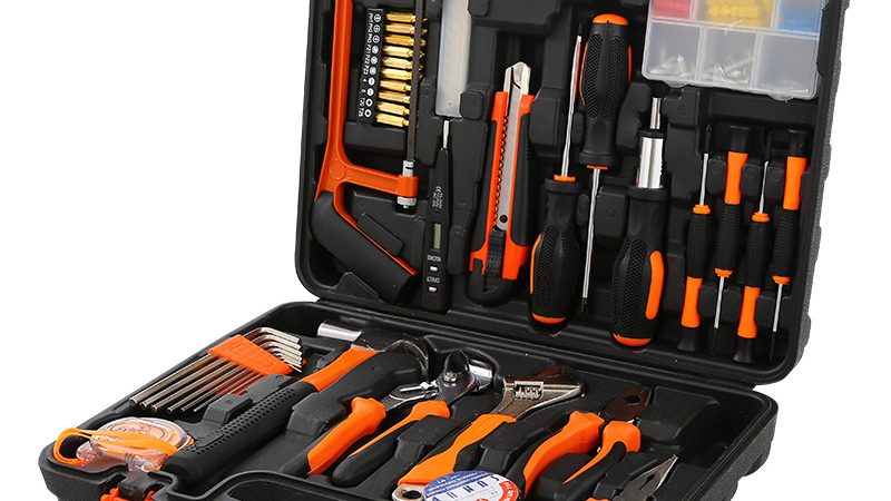 汽保工具与手动工具：适用场景与性能对比